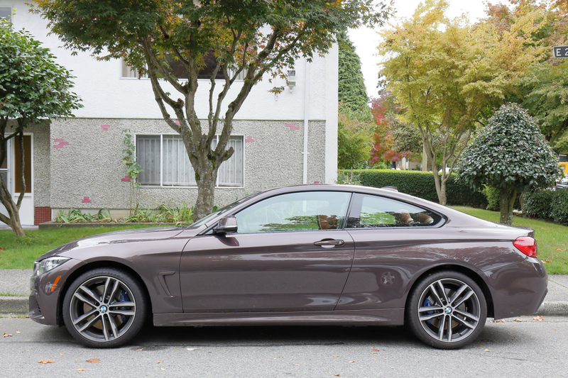 Champagne Quartz Metallic exterior + Golden Brown Extended Merino Leather interior - BMW Individual